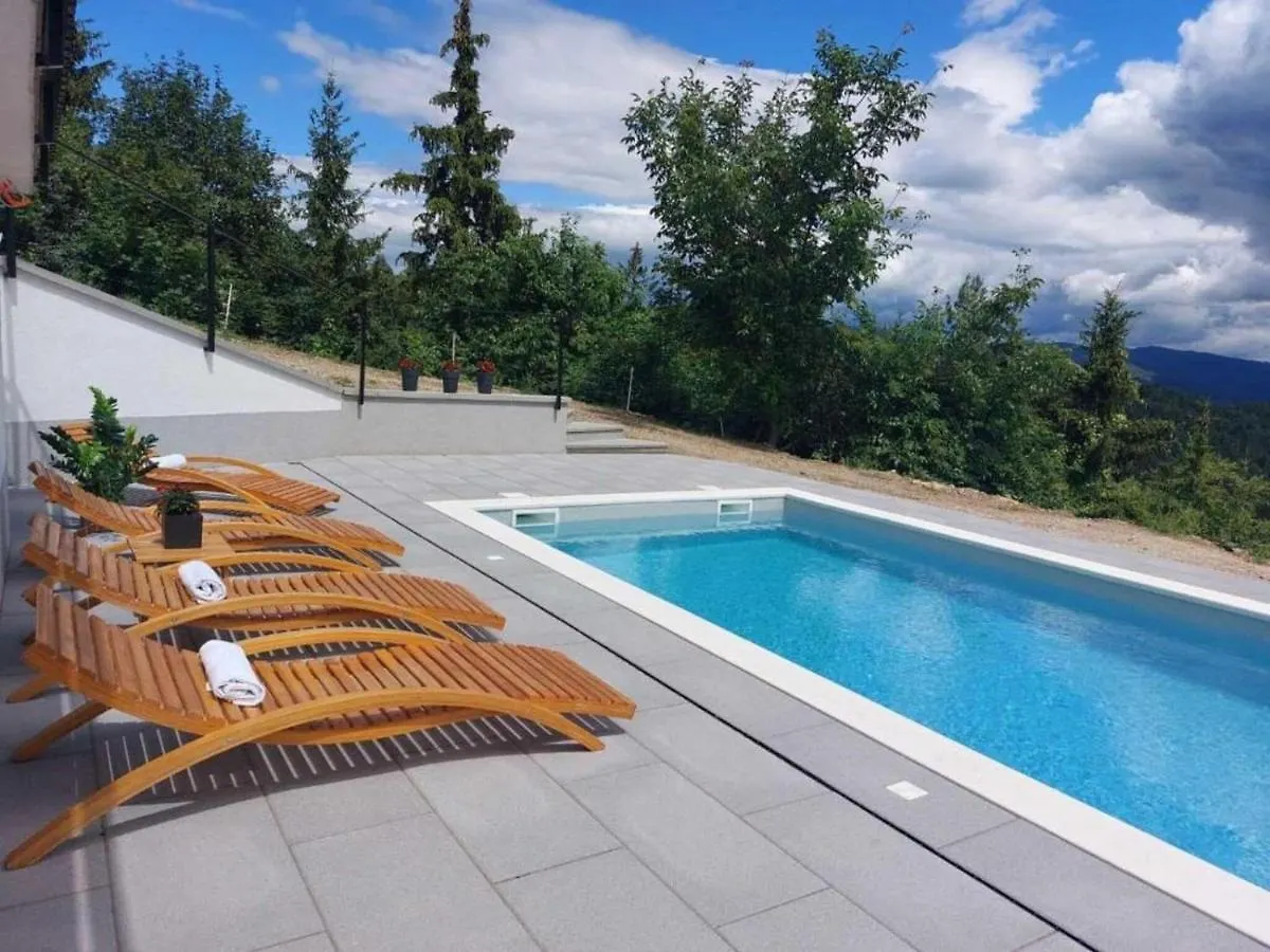 Secluded Holiday Home With Jacuzzi In Kozji Vrh 0*,