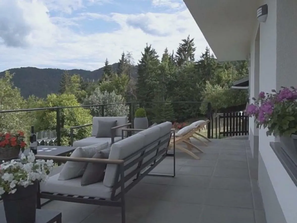 Secluded Holiday Home With Jacuzzi In Kozji Vrh